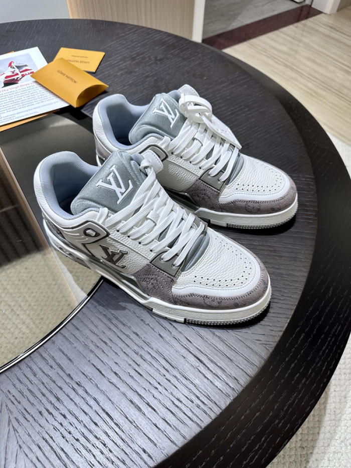 LUSV SNEAKERS