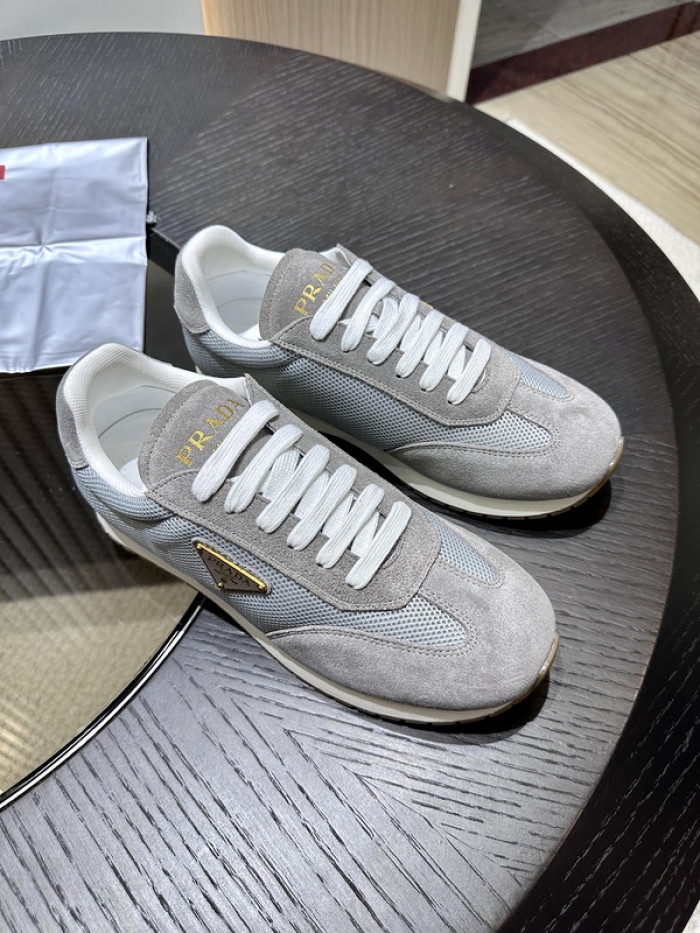 PRDA Sneaker