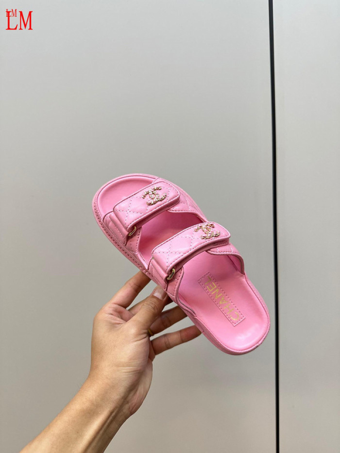 CN Slide Sandal