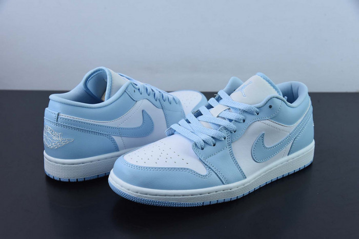 Wmns Air Jordan 1 Low 