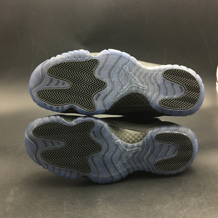 Air Jordan 11 Retro Cap and Gown 378037-005