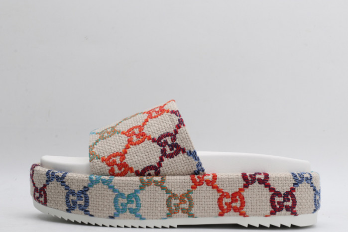 GCI GG Slide Sandal