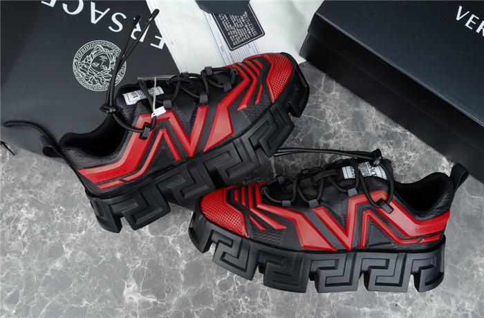 VRCE Sneaker