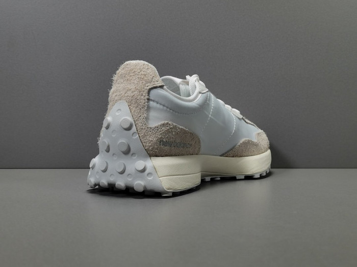 (WMNS) New Balance 327 