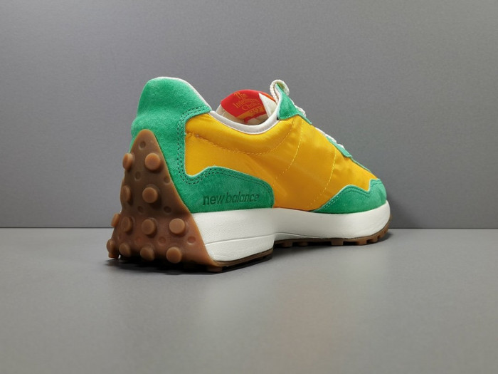 New Balance Size? x 327 