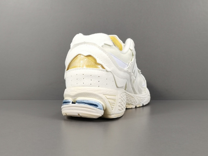 New Balance 2002R ＂Reflned Future＂ ML2002RDC