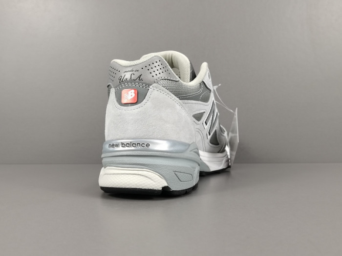 New Balance 990 V3 U990GY3