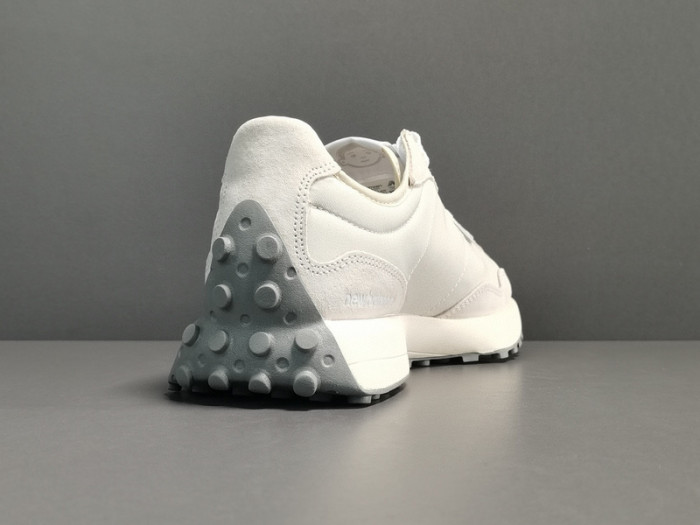 New Balance Noritake x 327 