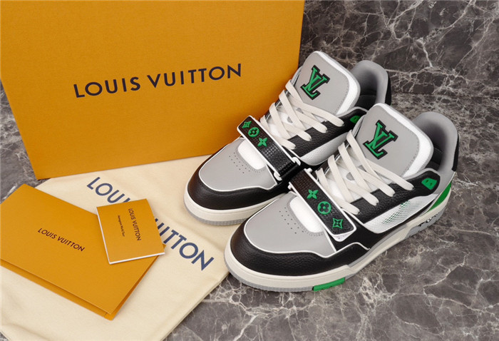 LUSV SNEAKERS
