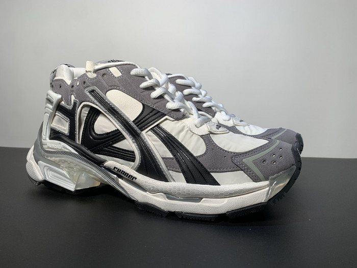 BALCIA RUNNER SNEAKER