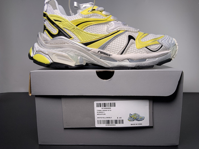 BALCIA RUNNER SNEAKER