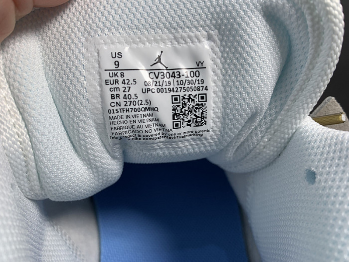 Air Jordan 1 Low "Paris" CV3043-100