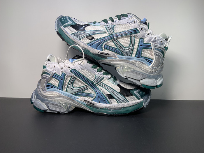 BALCIA RUNNER SNEAKER