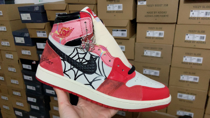 Air Jordan 1 High OG “Next Chapter”SPIDEr 2.0 DV1748-601