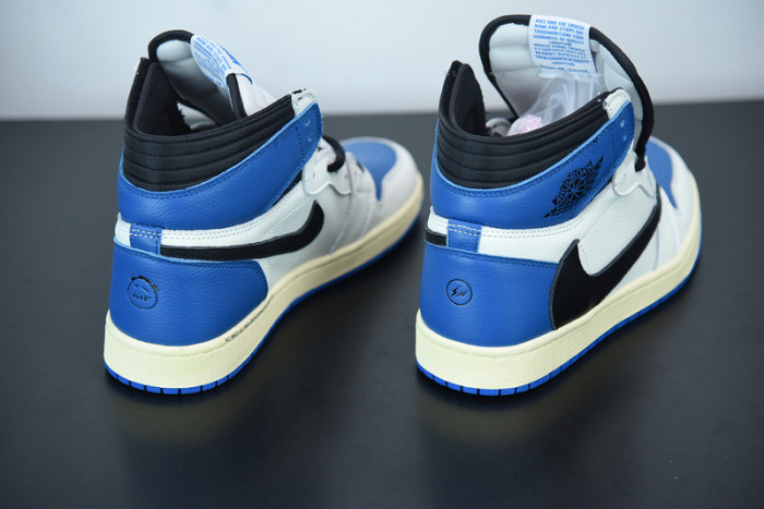 Travis Scott x Air Jordan 1 DH3227-105