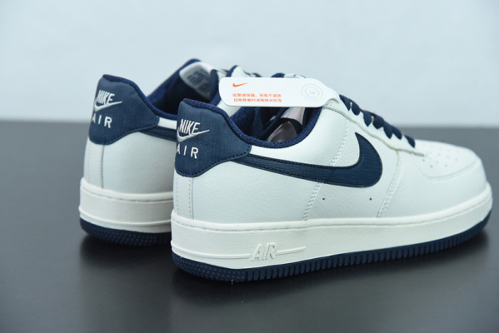 Nike Air Force 1 Low