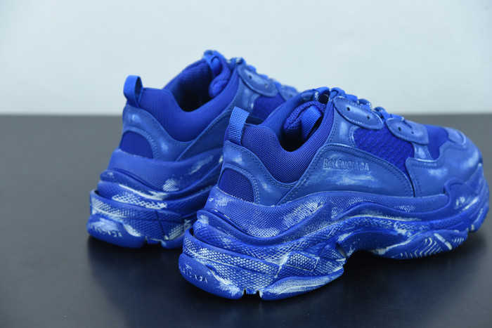 BALCIA Triple S Sneaker