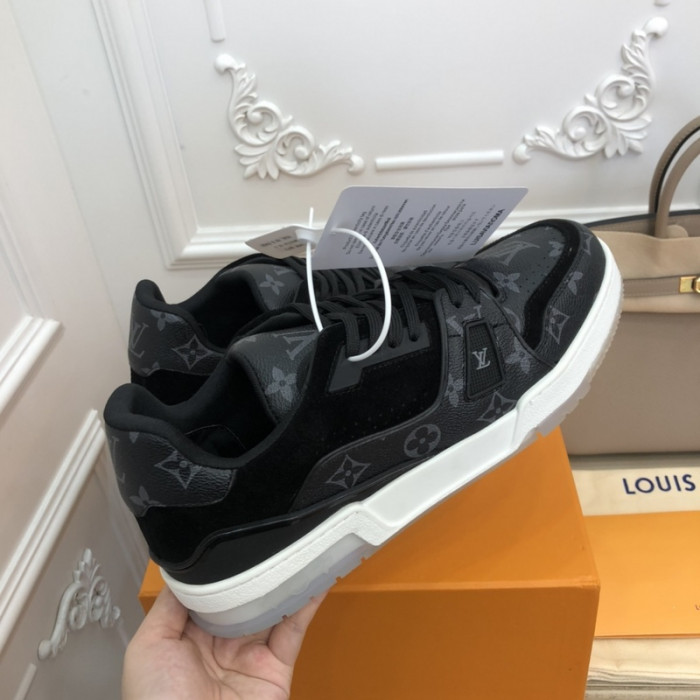 LUSV SNEAKERS