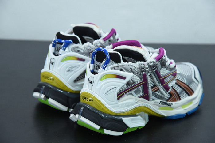 BALCIA RUNNER SNEAKER