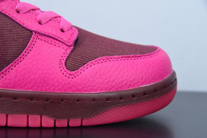Nike Dunk Low Valentine
