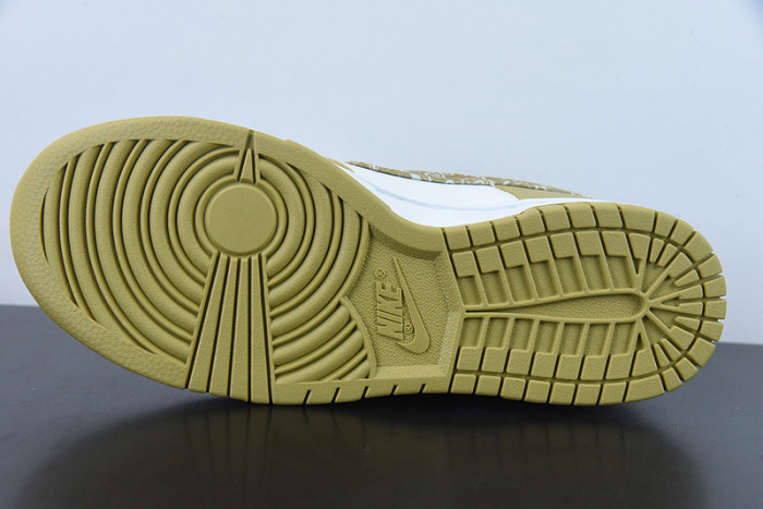 Nike Dunk Low Essential Paisley Pack Barley DH4401-104