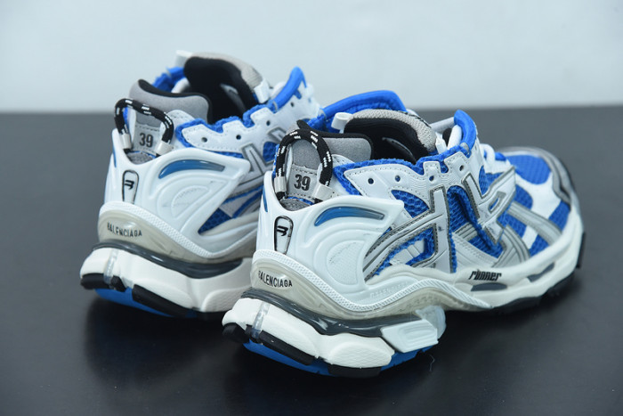 BALCIA RUNNER SNEAKER