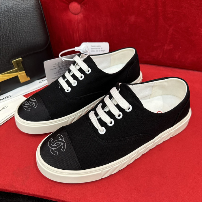 CHNL Sneaker