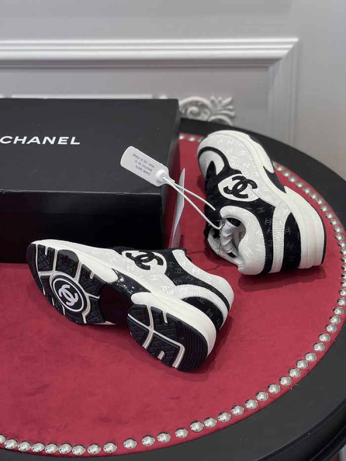 CHNL Sneaker