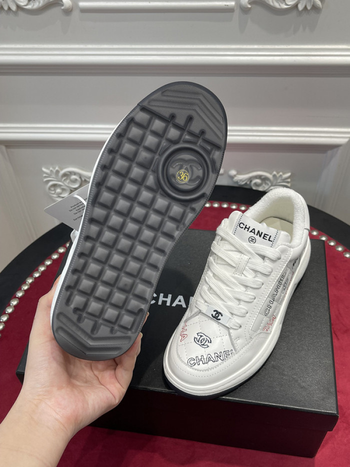 CHNL Sneaker