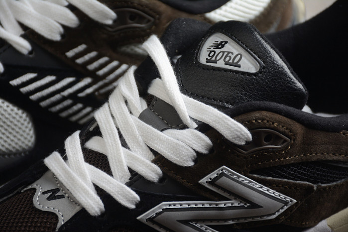 NEW BALANCE 9060 U9060BR
