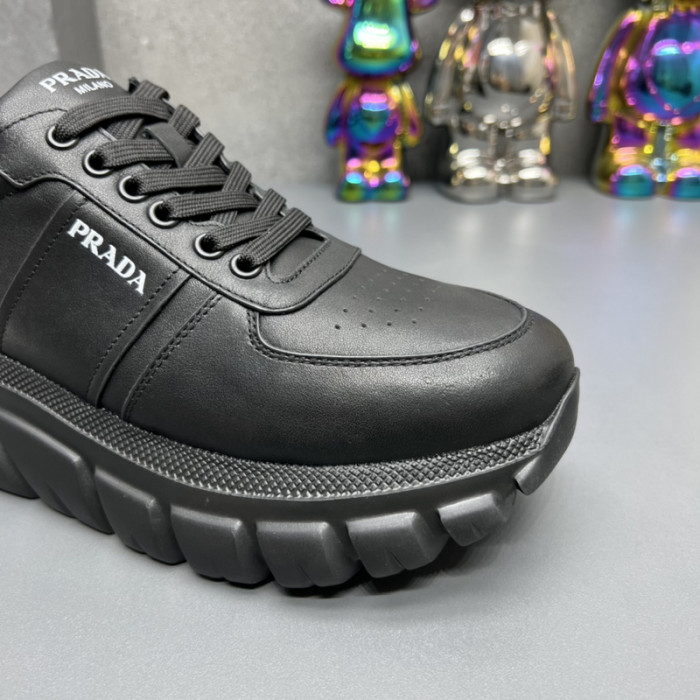 PRDA Sneaker