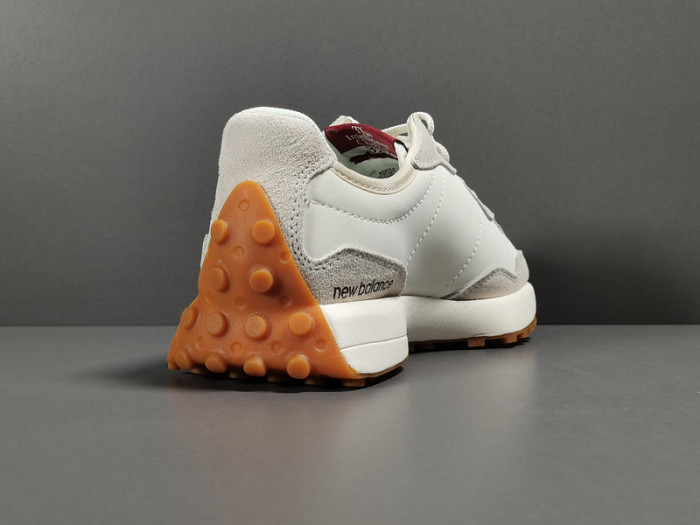 New Balance 327 Moonbeam Classic Burgundy WS327KA