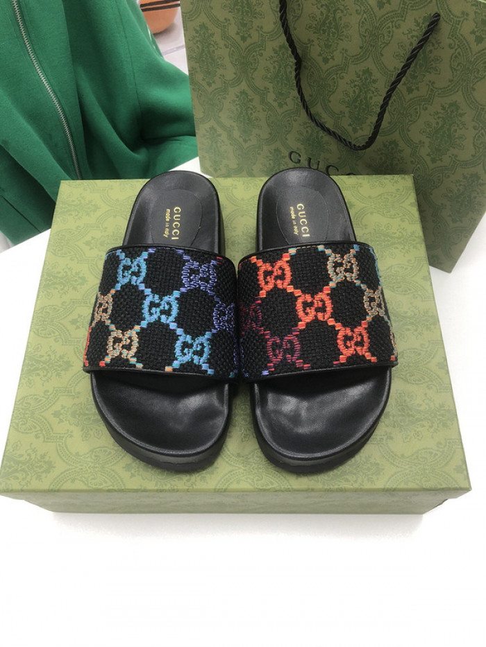 GCI GG Slide Sandal