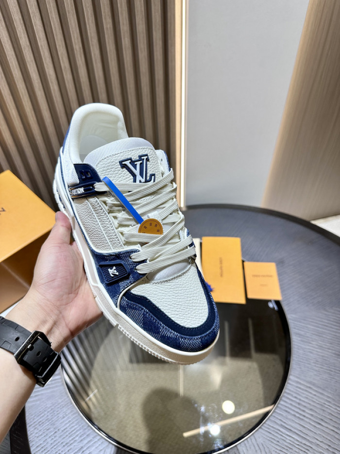 LUSV SNEAKERS