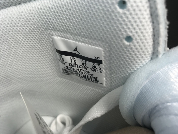 AIR JORDAN 1 RETRO HIGH X OW AQ0818-100