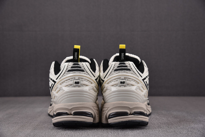 New Balance 1906R x GANNI Low Egret - M1906RGG