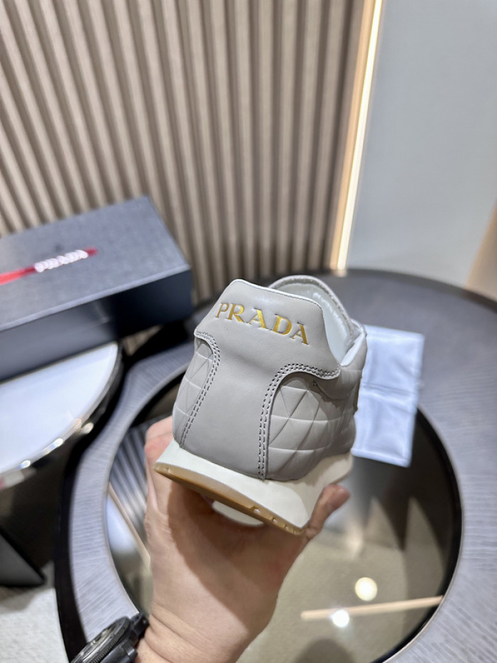 PRDA Sneaker