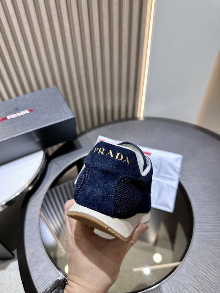 PRDA Sneaker