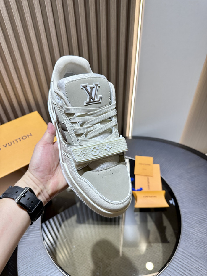 LUSV SNEAKERS