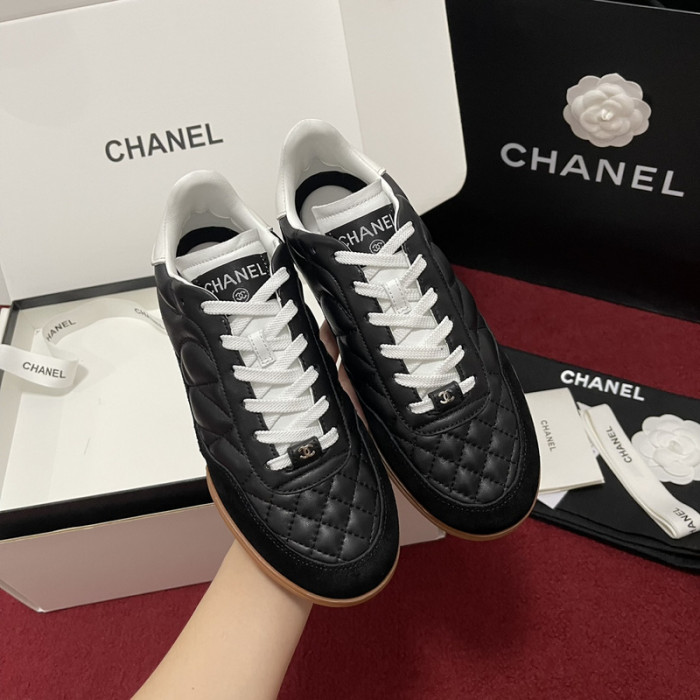 CHNL Sneaker