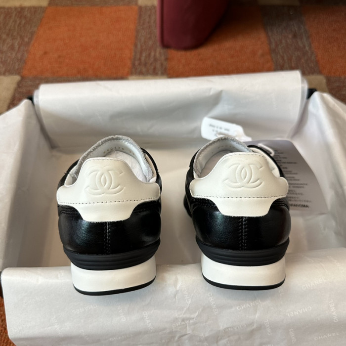 CHNL Sneaker