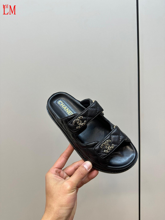 CN Slide Sandal