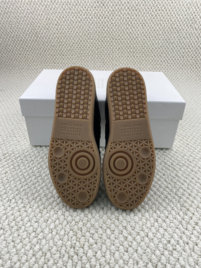 ma*s*n Ma*i*la sneaker