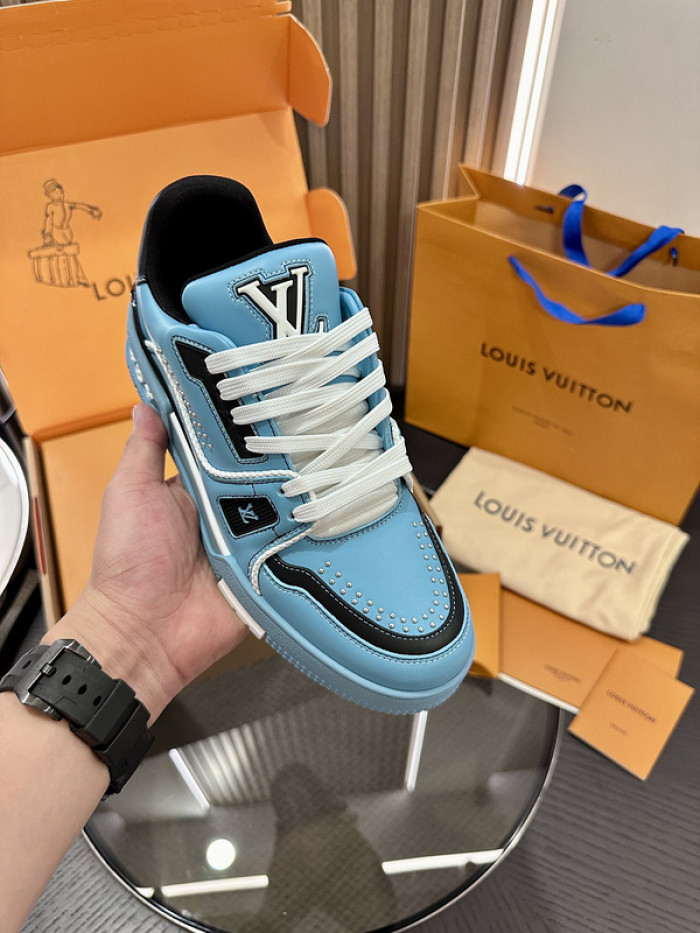 LUSV SNEAKERS