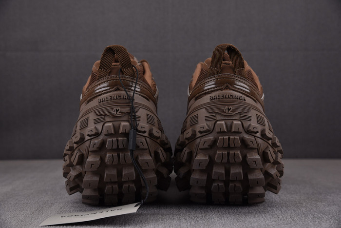 BALCIA DEFENDER SNEAKER