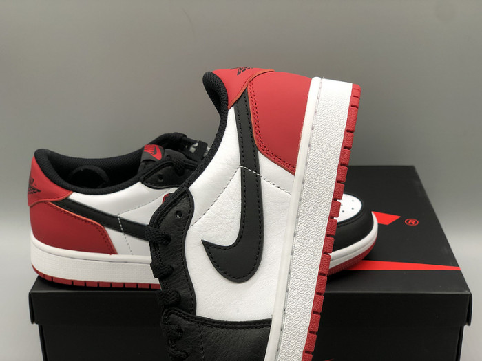air Jordan 1 Retro Low OG Black Toe - CZ0790-106