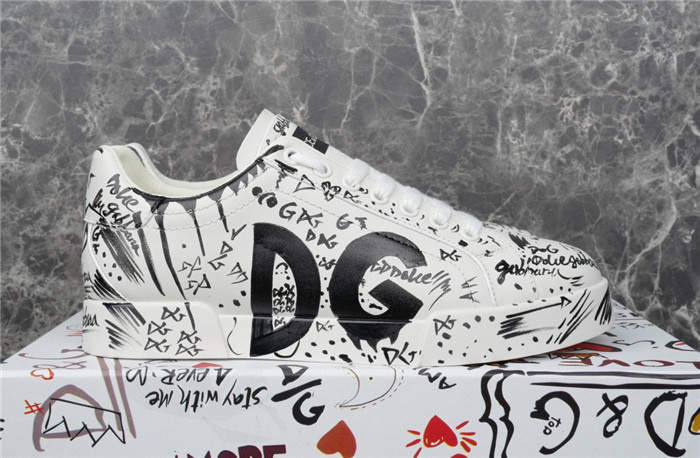 DG SNEAKER