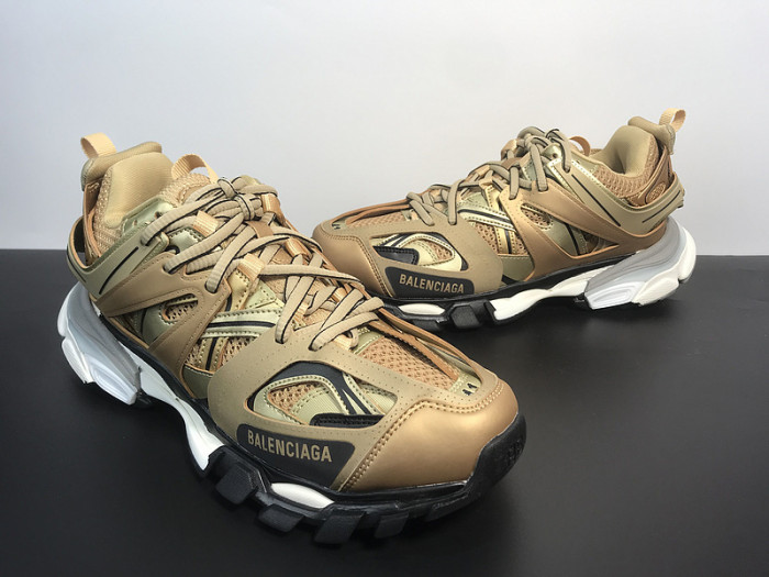 BALCIA Track SNEAKER