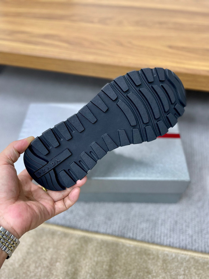 PRDA Sneaker