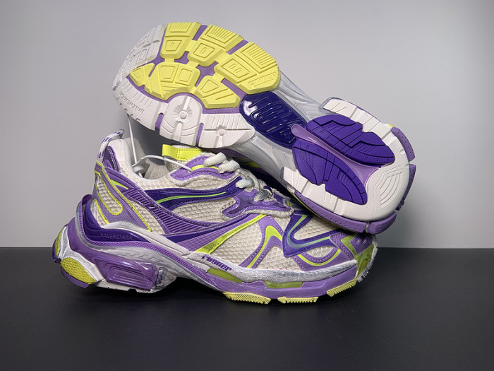 BALCIA RUNNER SNEAKER